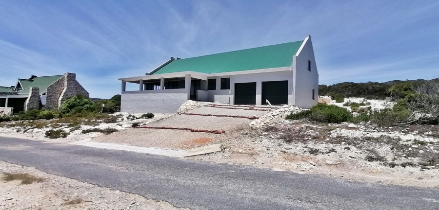 To Let 3 Bedroom Property for Rent in Agulhas Western Cape